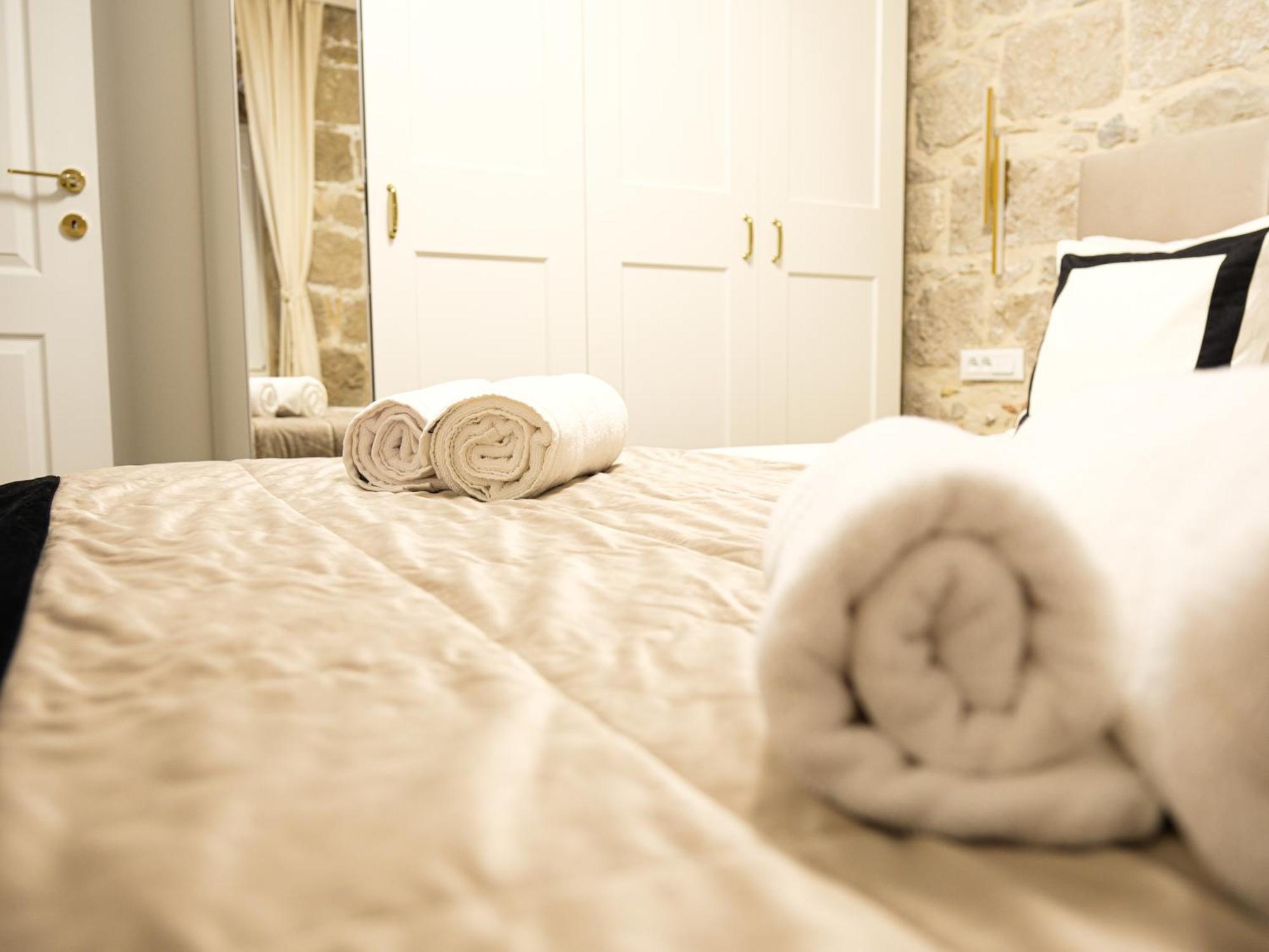 Prisca Luxury Rooms With Breakfast Split Ngoại thất bức ảnh